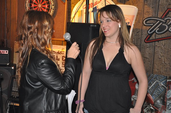 View photos from the 2011 Poster Model Contest Dime Horseshoe Photo Gallery
